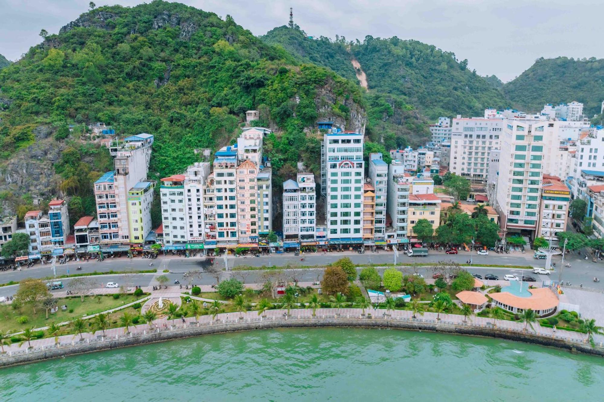 Casa Bonita Hotel Cat Ba Island ภายนอก รูปภาพ